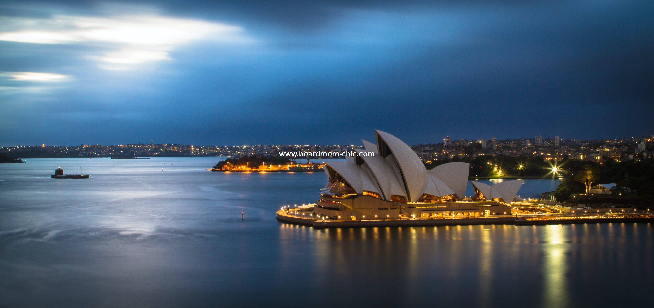 Iconic Sydney Opera House representing Australia's visa sponsorship job opportunities